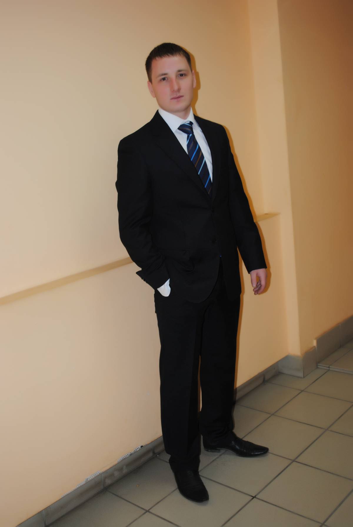 Владимир Алексеенков