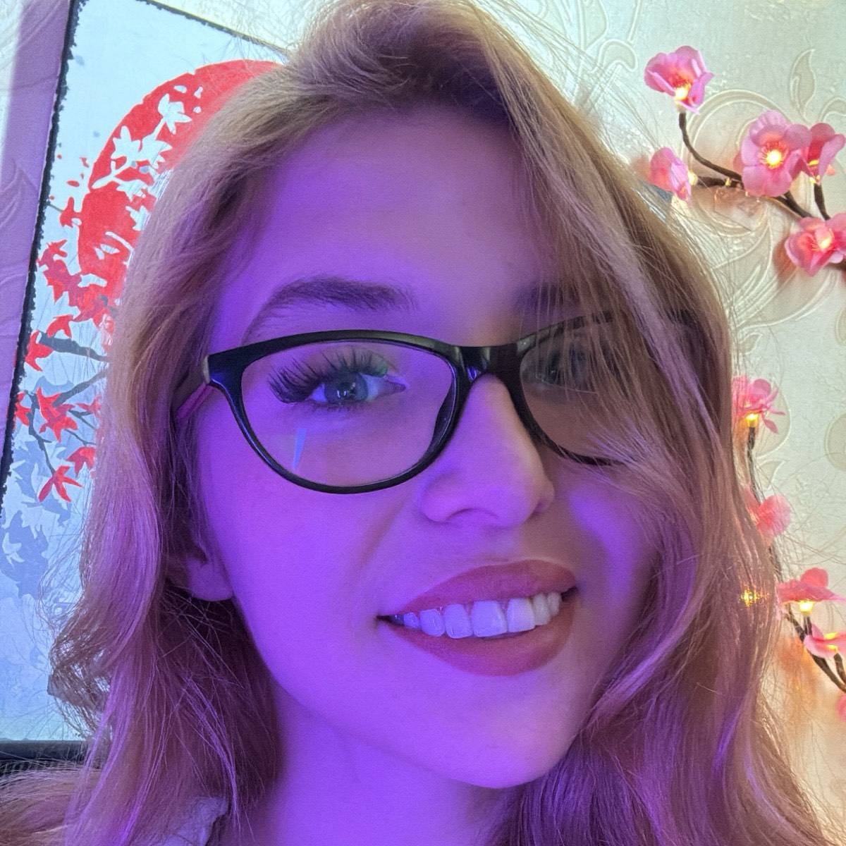 Алиса Уварова | Сетка — социальная сеть от hh.ru