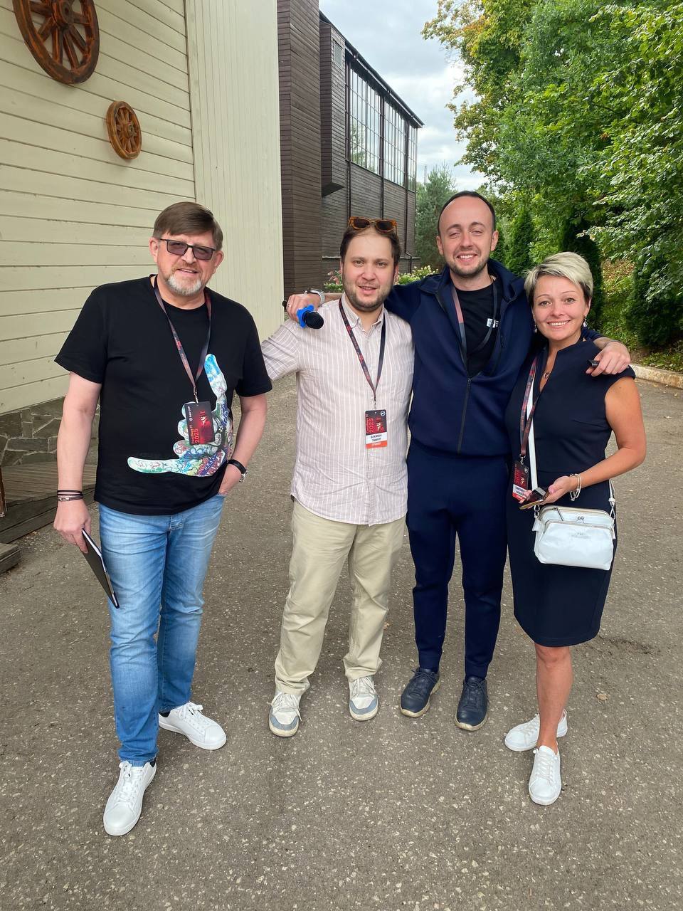 Неолоджик на CoopDays IV: объединяем смыслы и людей 🤝
С❤️‍🩹по❤️‍🩹сентября команда Неолоджик приняла участие в CoopDays IV — масштабной конференции о кооперации, самоуправлении и кибербезопасности, орг... | Сетка — социальная сеть от hh.ru