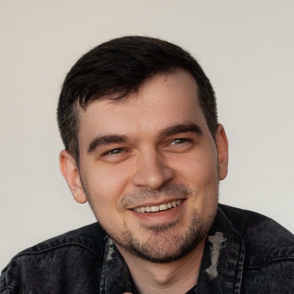 Александр Белозерцев | Сетка — социальная сеть от hh.ru