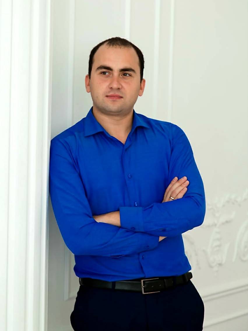 Александр Луговец