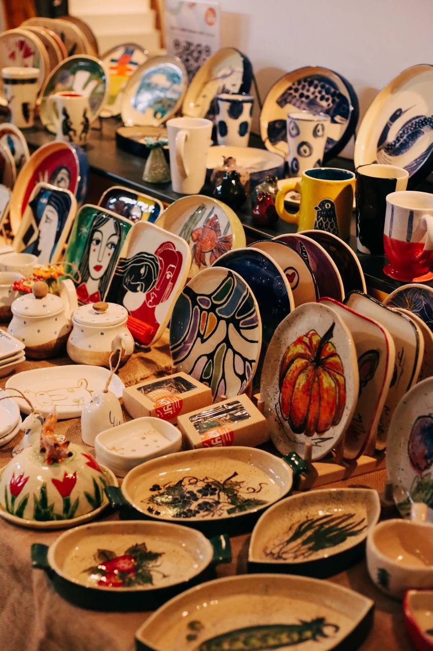 🍂В выходные в Москве пройдёт осенний Boho Базар
11-12 октября 12:00-21:00
Гостей ждут маркет с одеждой и аксессуарами в стиле бохо, концерты, чайный бар с дегустациями и ритмы африканских барабанов | Сетка — социальная сеть от hh.ru