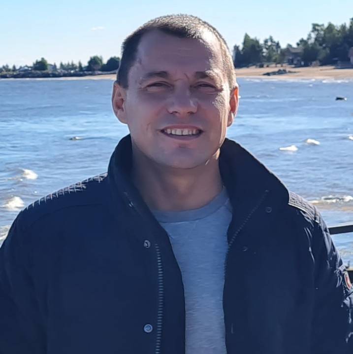 Александр Бурдов