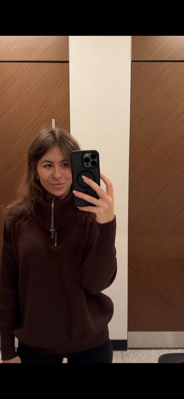 Что-то поменялось между мной и мужчинами ..
Наблюдаю.
Но явно чувствую, что что-то стало иначе между нами.
Они стали красивыми. Даже нежными.
Очень красивыми, настоящими, какие они есть | Сетка — социальная сеть от hh.ru
