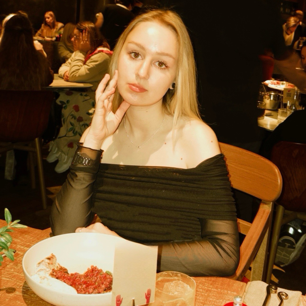 Анастасия Зобова