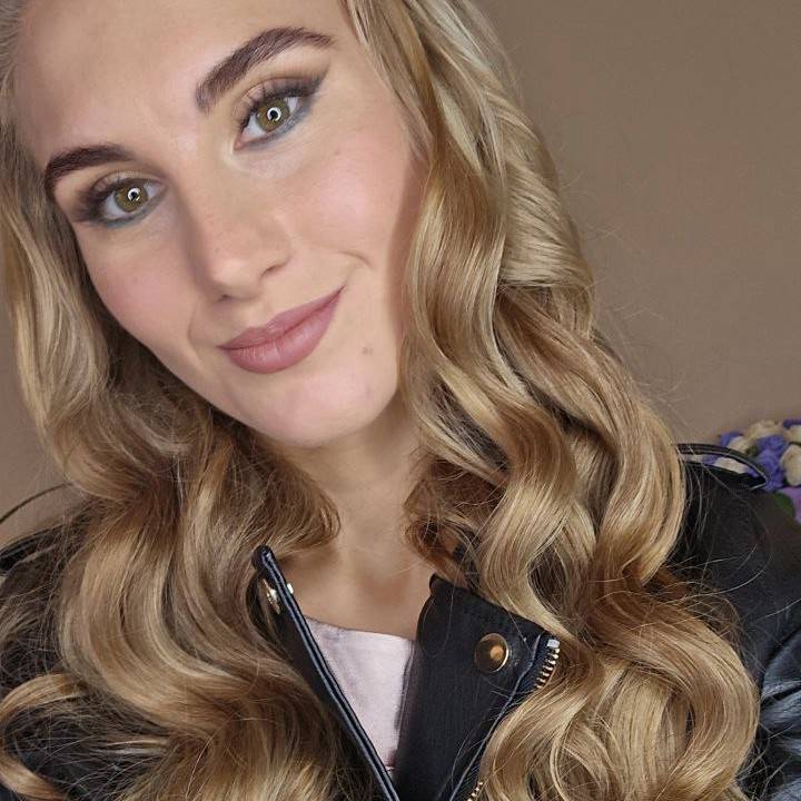 Эрика Яхнова