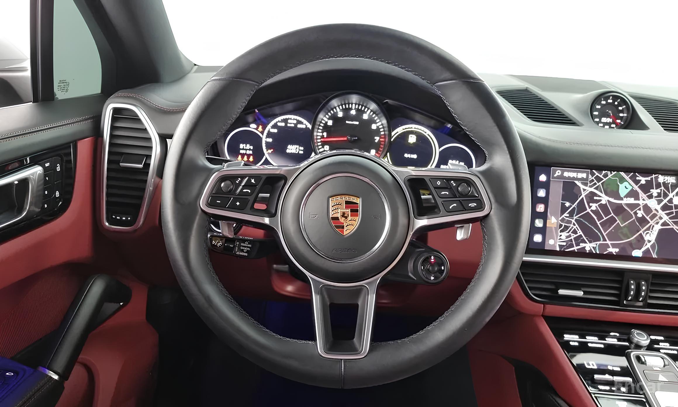 🚘Porsche Cayenne Coupe
Когда спорт и статус в одном флаконе
2022 год | 46 671 км
Бензин 3.0 л | 340 л.с | Сетка — социальная сеть от hh.ru