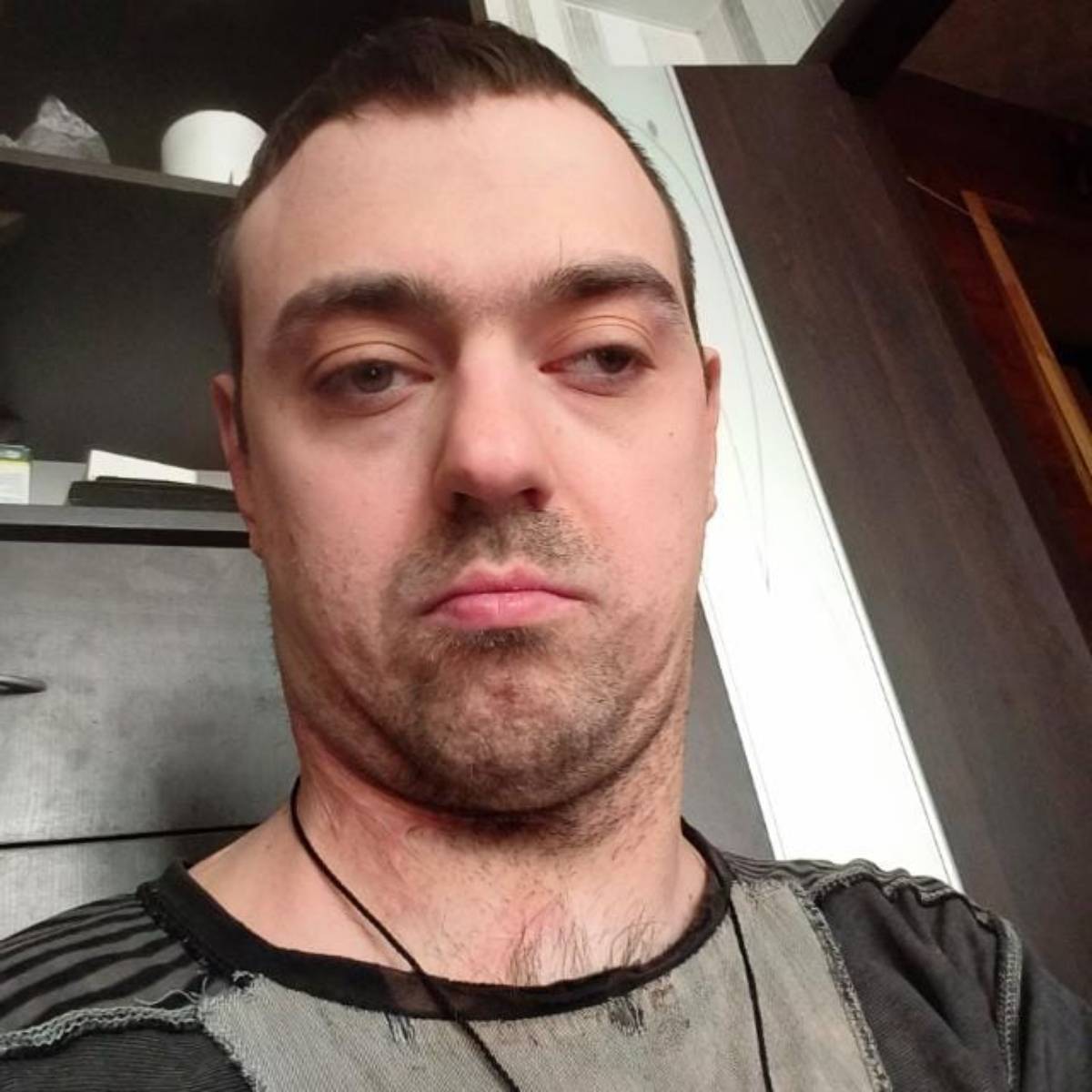 Владислав Отрощенко