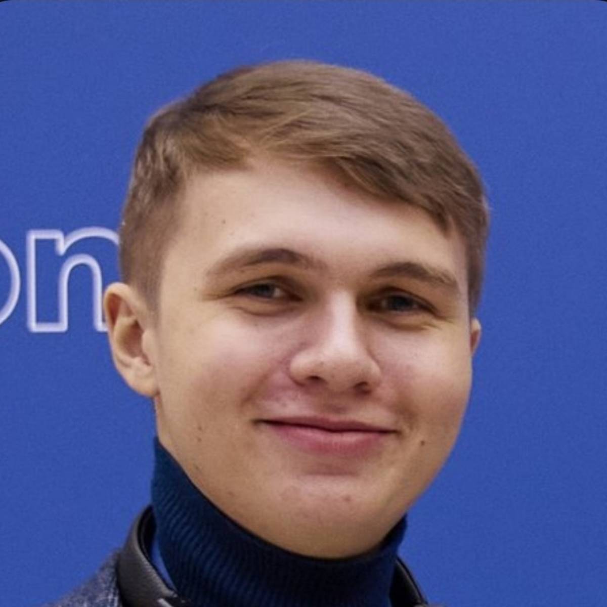 Роман Хлынин | Сетка — социальная сеть от hh.ru