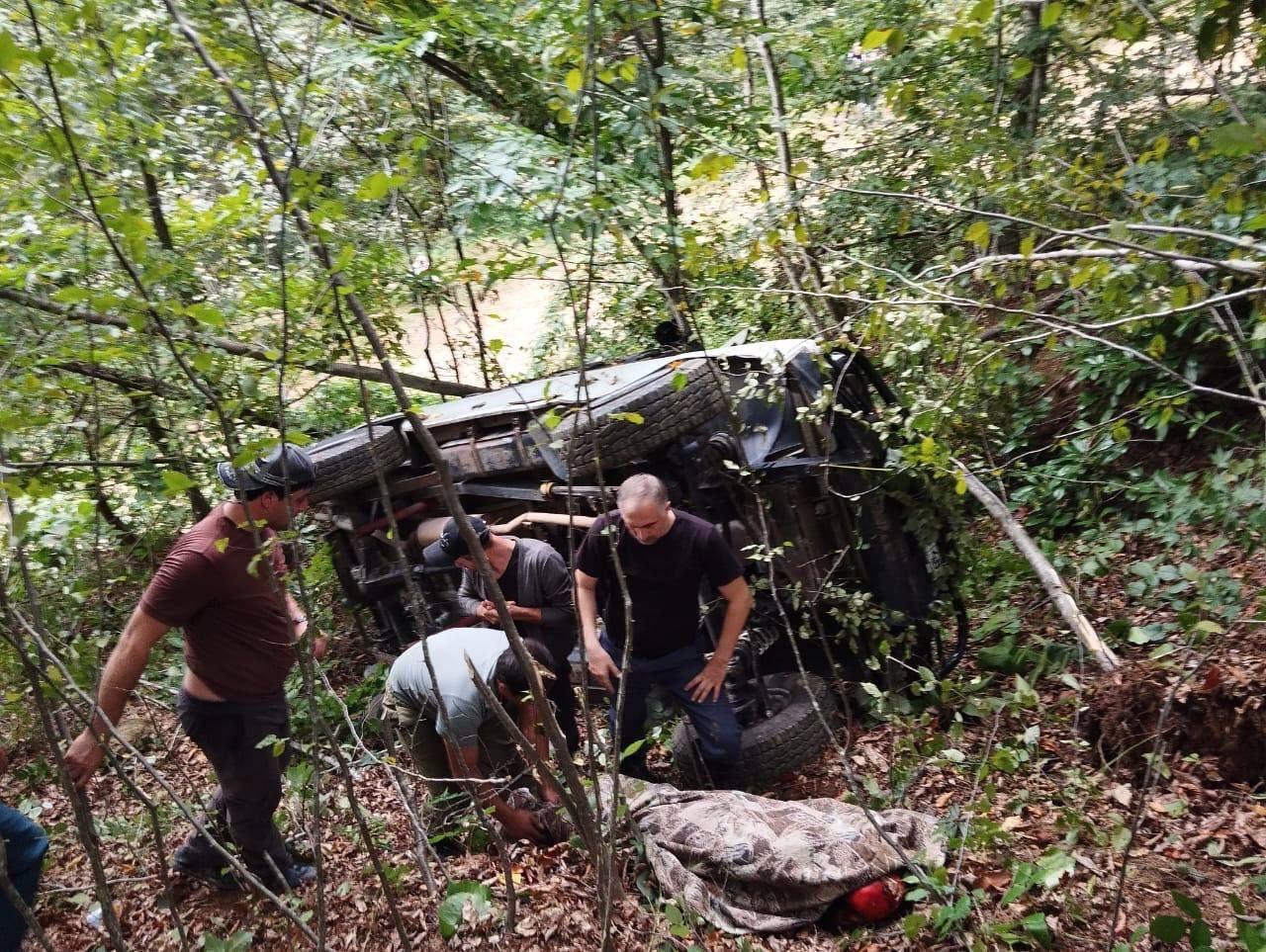 🚐 Ставропольские туристы попали в ДТП в Абхазии
Микроавтобус съехал с дороги в горной местности. Среди пассажиров есть погибший, сообщил глава края Владимир Владимиров в своем телеграм-канале | Сетка — социальная сеть от hh.ru