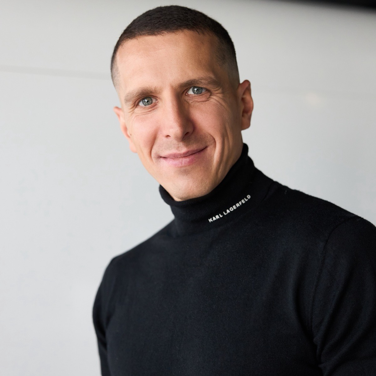 Стас Кутузов | Сетка — социальная сеть от hh.ru