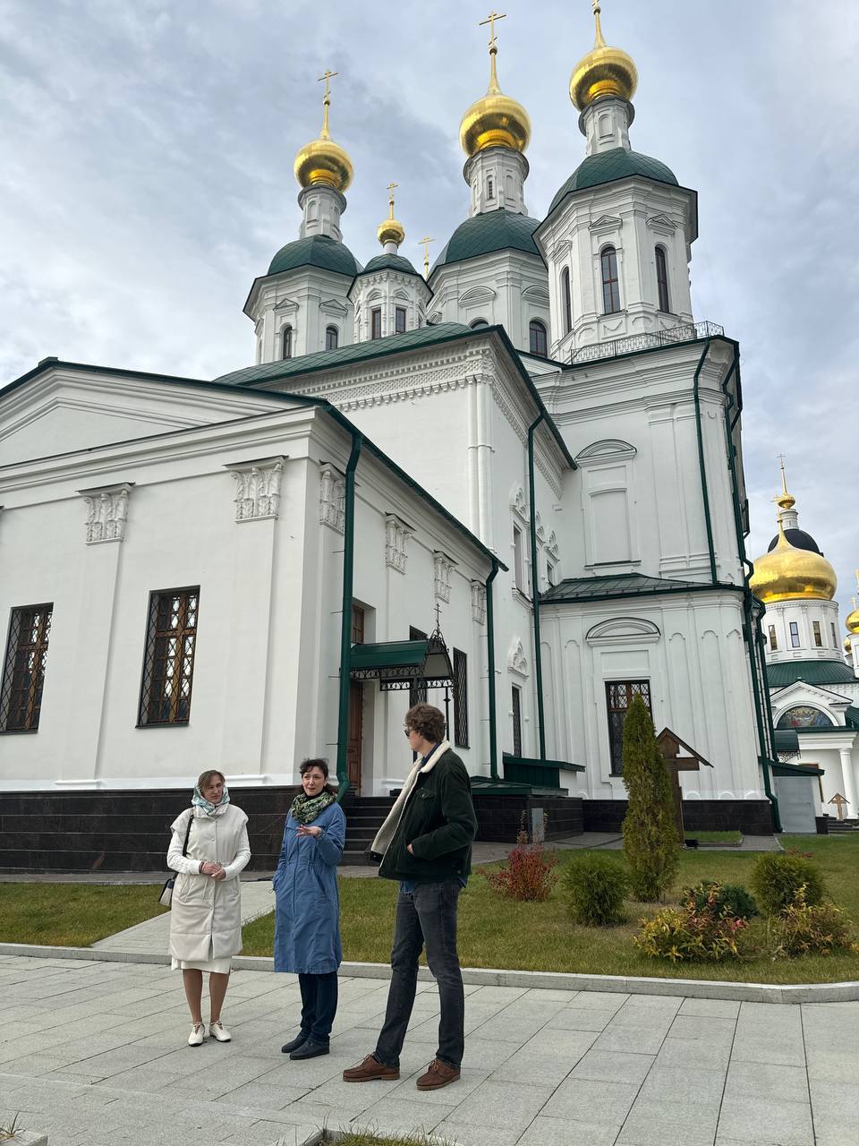 Закрытый атомный город
Три дня я провел в Сарове. Это город в Нижегородской области, моногород. Попасть в него можно только по пропуску, который делают от 3 месяцев и для этого нужна веская причина | Сетка — социальная сеть от hh.ru