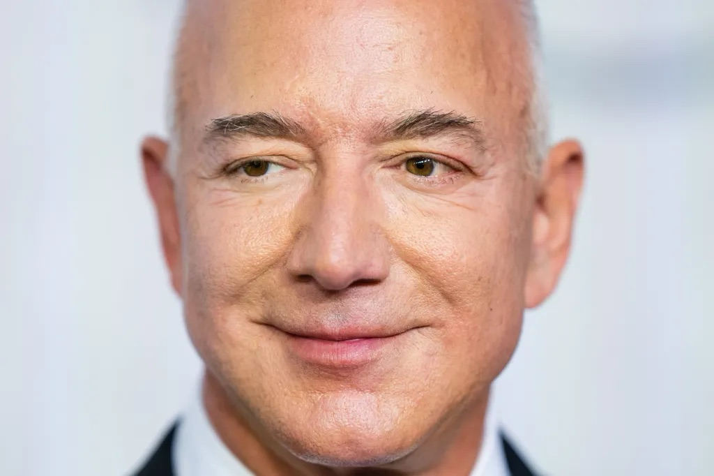 Безос - стресс не от работы, а от бездействия:
Основатель Amazon считает, что стресс возникает не из-за нагрузки, а из-за игнорирования проблем | Сетка — социальная сеть от hh.ru