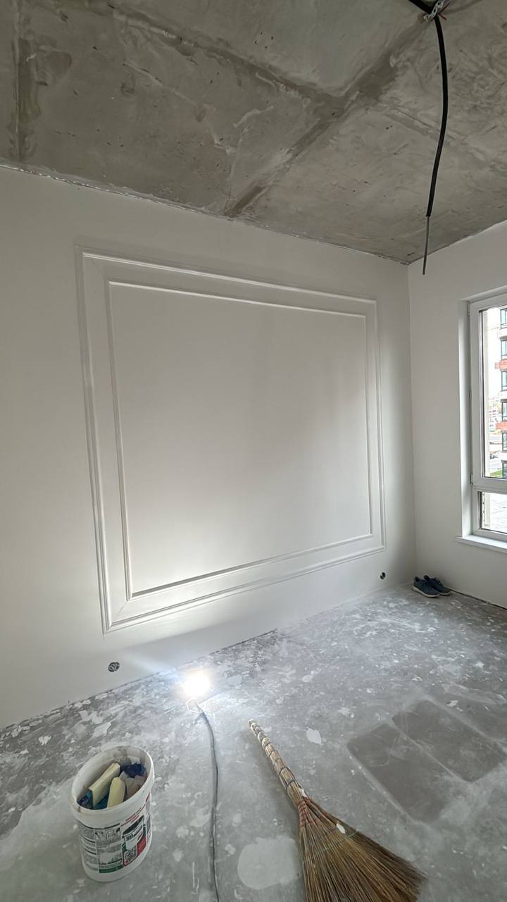 🏡 137 квадратных метров аккуратности и вкуса
Недавно завершили работу над просторной квартирой — 137 м² чистоты линий и спокойных оттенков | Сетка — социальная сеть от hh.ru