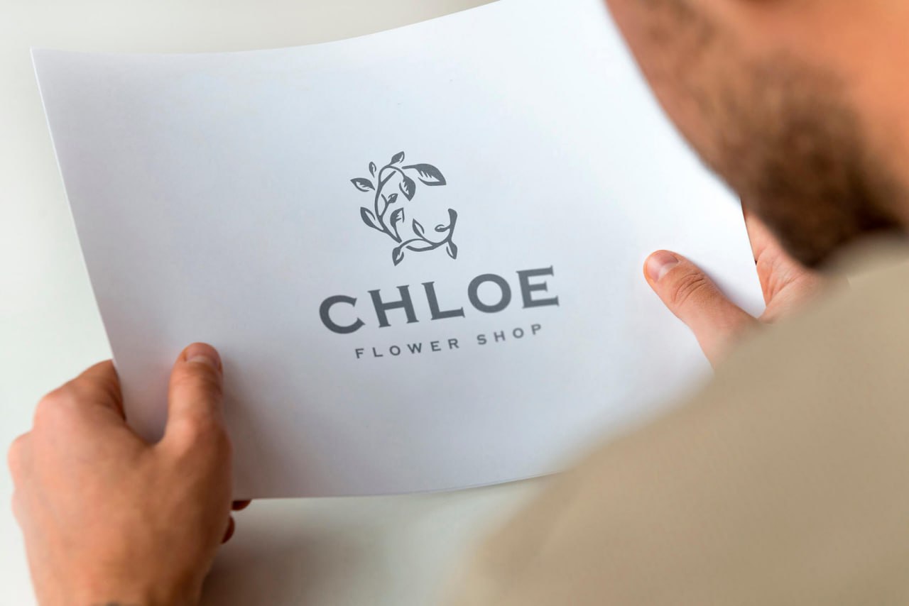 🖼 «Как мы создали элегантный брендинг для сети цветочных бутиков»
Chloe — признанный лидер рынка флористики в Кирове с 2018 года, известный высоким качеством цветов и доступными ценами | Сетка — социальная сеть от hh.ru