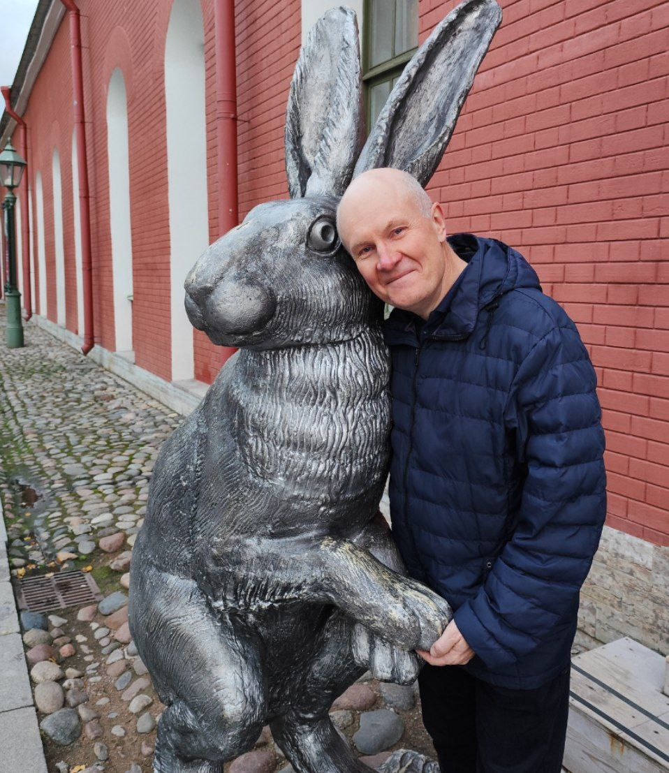 Сегодня — Международный день неудач. 
И да, это не ирония. Это глубокое напоминание.  
Потому что мы особенно боимся ошибаться  в теме денег | Сетка — социальная сеть от hh.ru