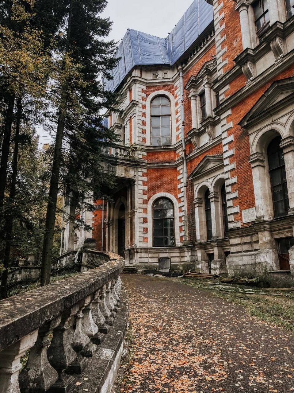 🍃Красивая осень в Подмосковье
📍Усадьба Быково
📲Подпишитесь на Вдвижении
#бесплатно #активныйотдых
В этом посте были ссылки, но мы их удалили по правилам Сетки | Сетка — социальная сеть от hh.ru