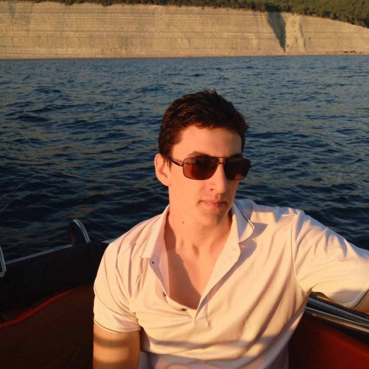 Глеб Кутырев