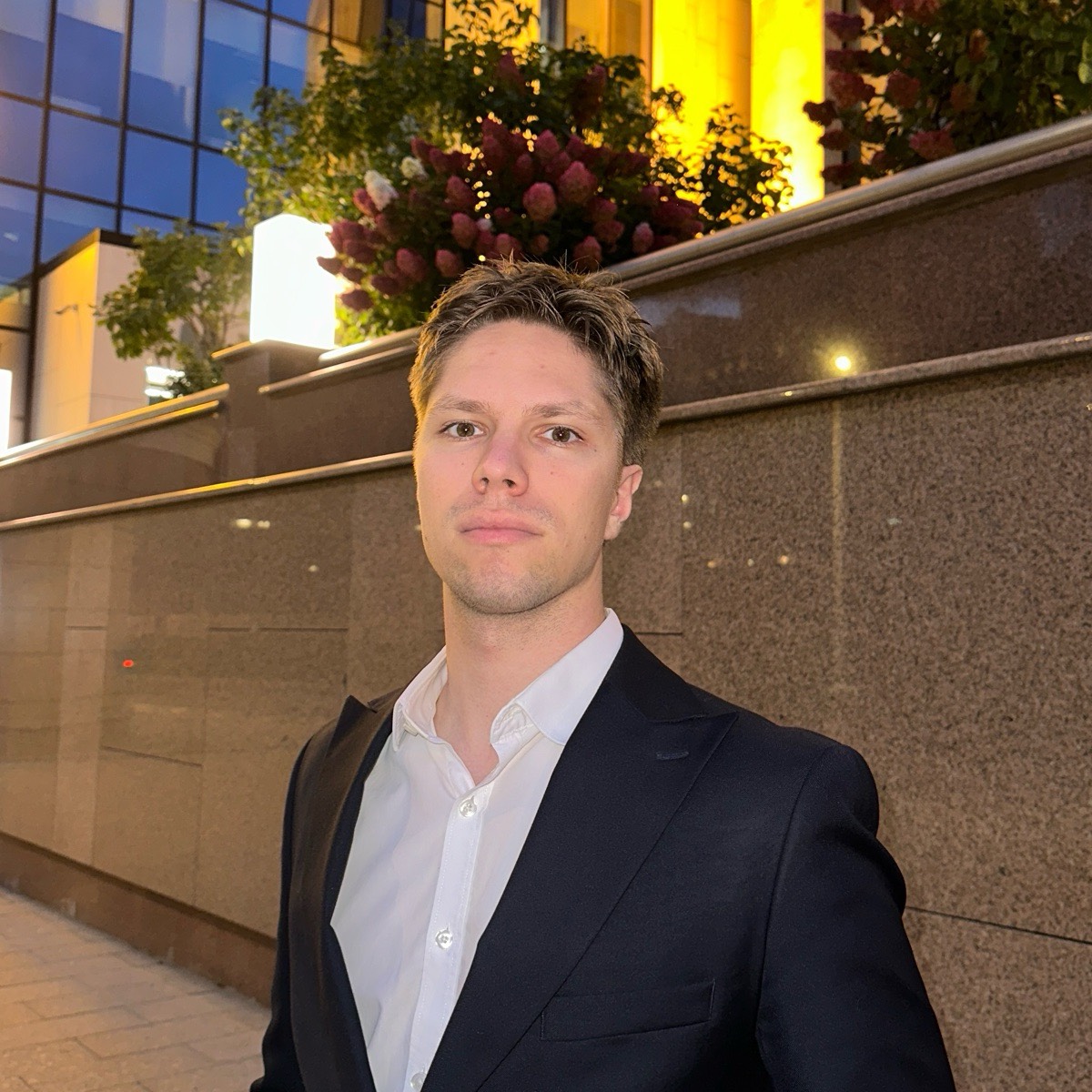 Андрей Эмих | Сетка — социальная сеть от hh.ru