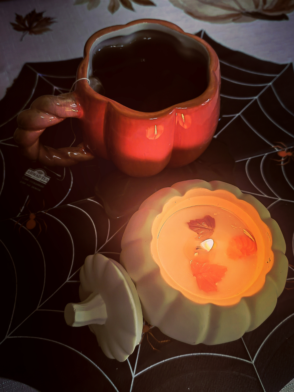 Осенняя фотосессия.
🕯☕🍁🥧🕯 | Сетка — социальная сеть от hh.ru
