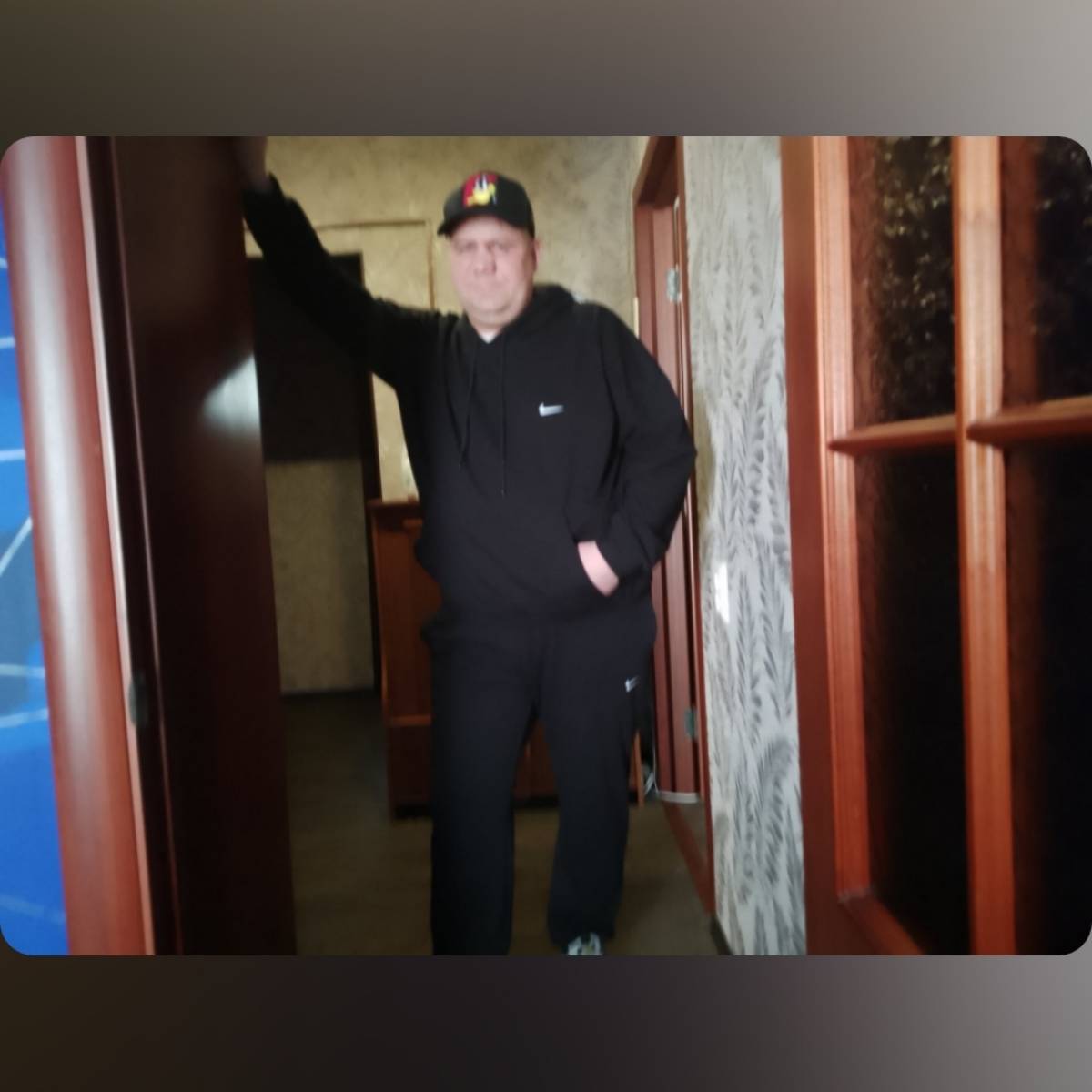 Антон Новиков