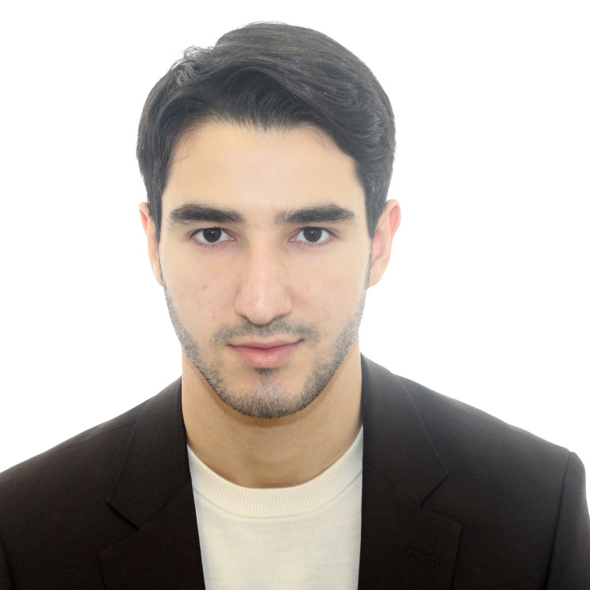 Леон Минатулаев | Сетка — социальная сеть от hh.ru