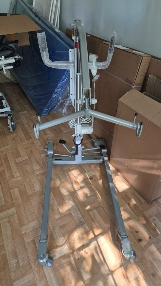 Помощь Гиагинскому Дому-интернату для пожилых и инвалидов!
💡 Большое спасибо нашему партнёру за предоставление подъемника и гамака для взвешивания для Гиагинского Дома-интерната | Сетка — социальная сеть от hh.ru