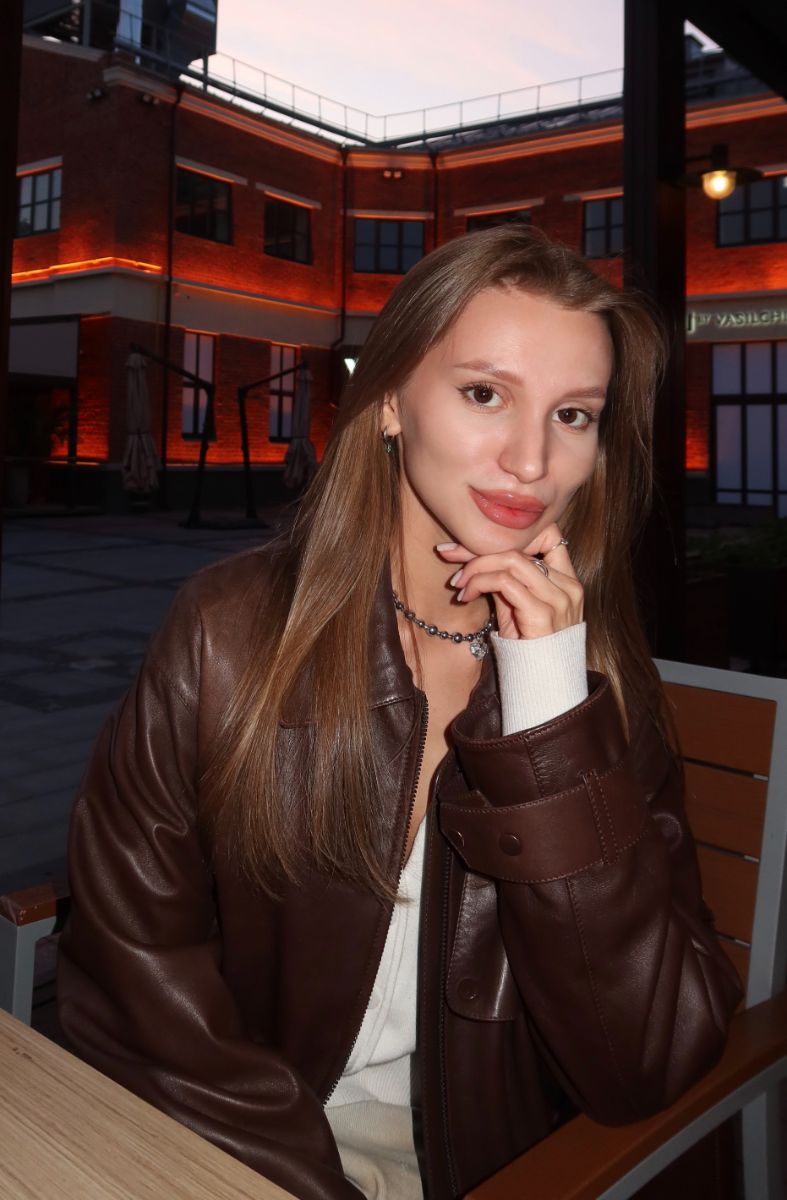 Лиза Стригунова | Сетка — социальная сеть от hh.ru