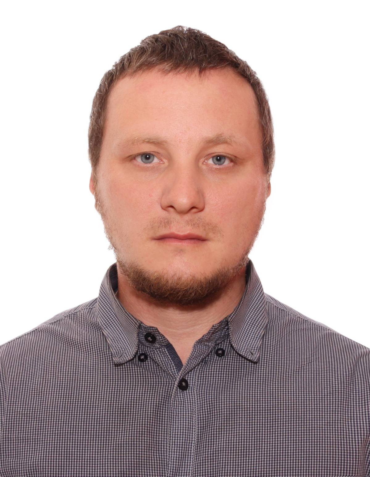 Евгений Петров
