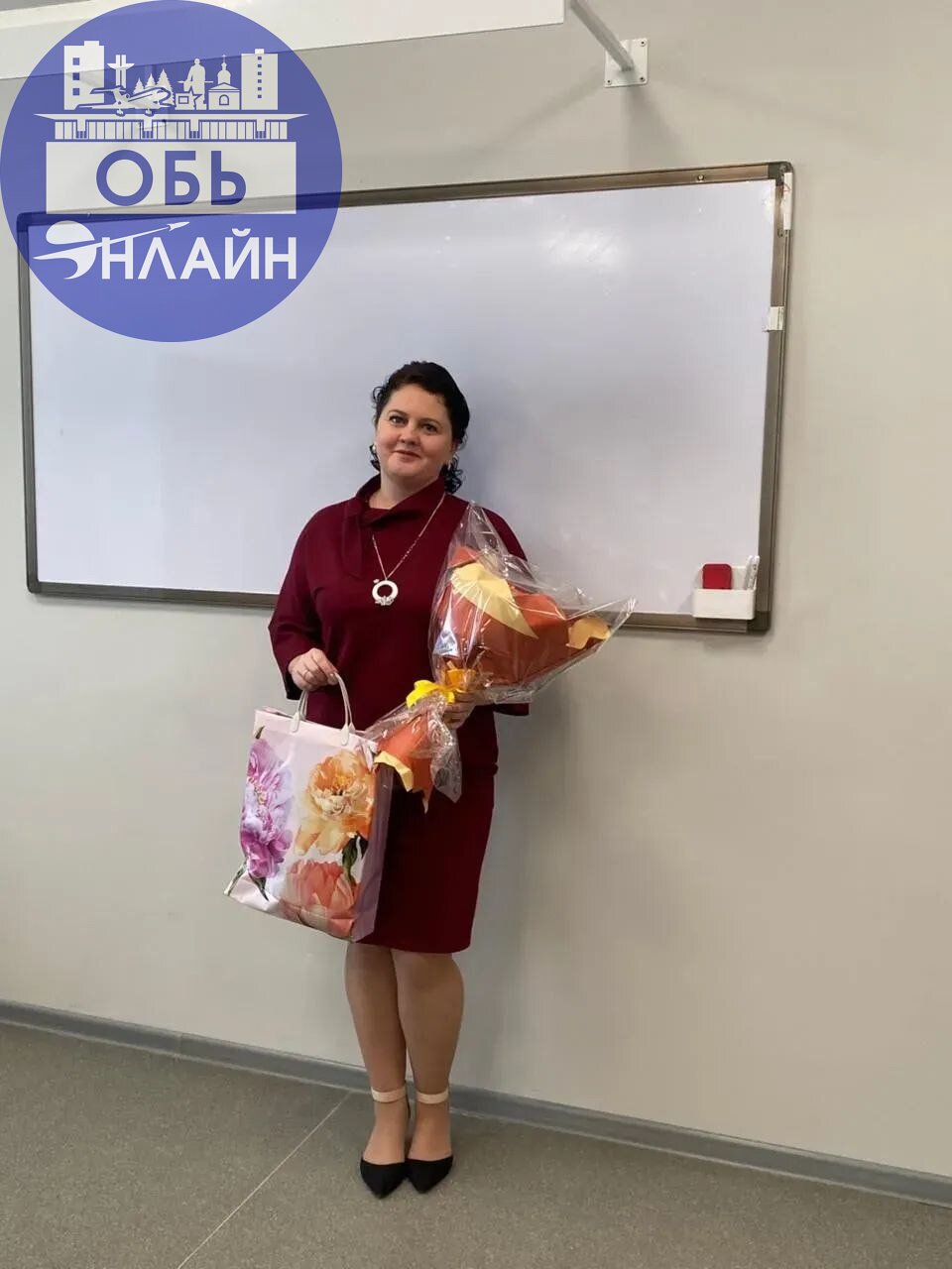 ↗ Здравствуйте, я долго тянула эту тему по поводу этого учителя, учитель замечательный, хотя работает первый год, была бы я на месте директора я бы ей премию дала, учитель замечательный, не кричит нич... | Сетка — социальная сеть от hh.ru