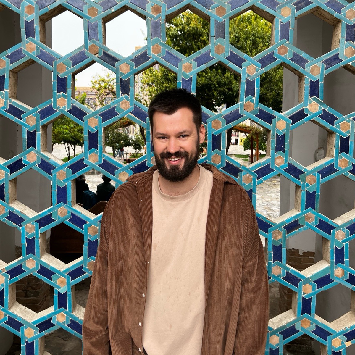 Anton Popov | Сетка — социальная сеть от hh.ru