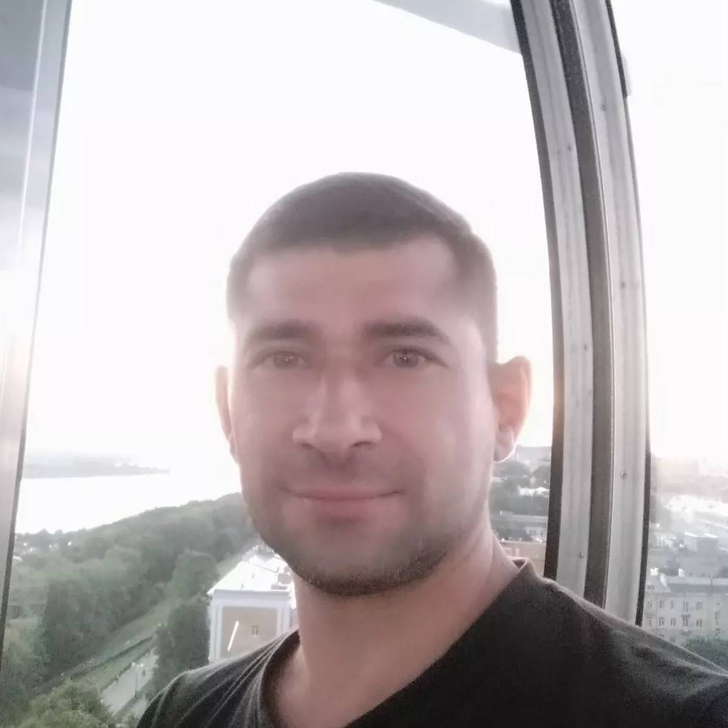 Руслан Гусейнов