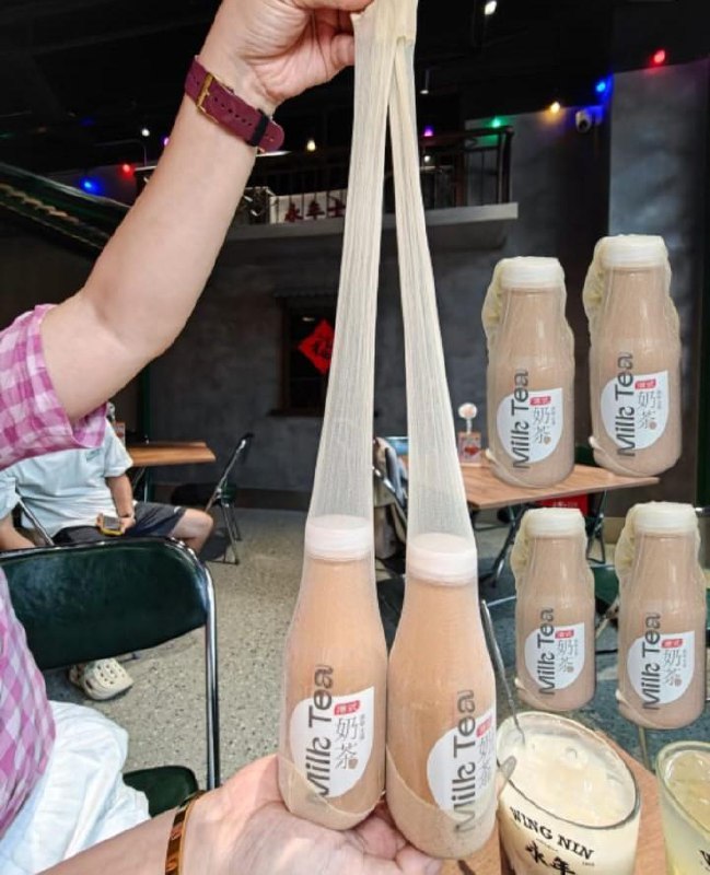 Одна китайская компания, владеющая сетью заведений Mixue Ice Cream and Tea — крупнейшей в мире, если мне не изменяет память — приобрела 53% сети демократичных разливаек крафтового пива Fulujia.. | Сетка — социальная сеть от hh.ru