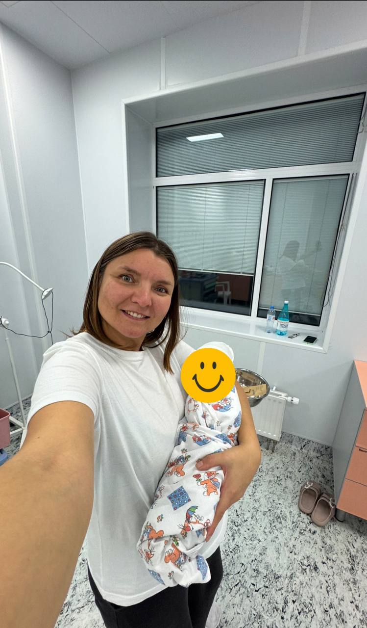 18 лет спустя я снова оказалась в роддоме...
— и впервые увидела, как там проходят абсолютно естественные роды. Без вмешательств. Только вера и любовь.
У меня случился совершенно неожиданный опыт | Сетка — социальная сеть от hh.ru