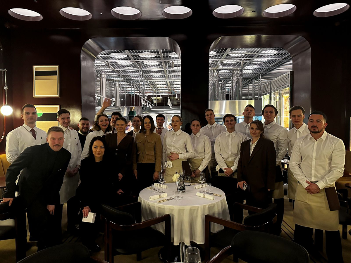 Неочевидные плюсы найма сотрудника из сфера общепита | Сетка — социальная сеть от hh.ru