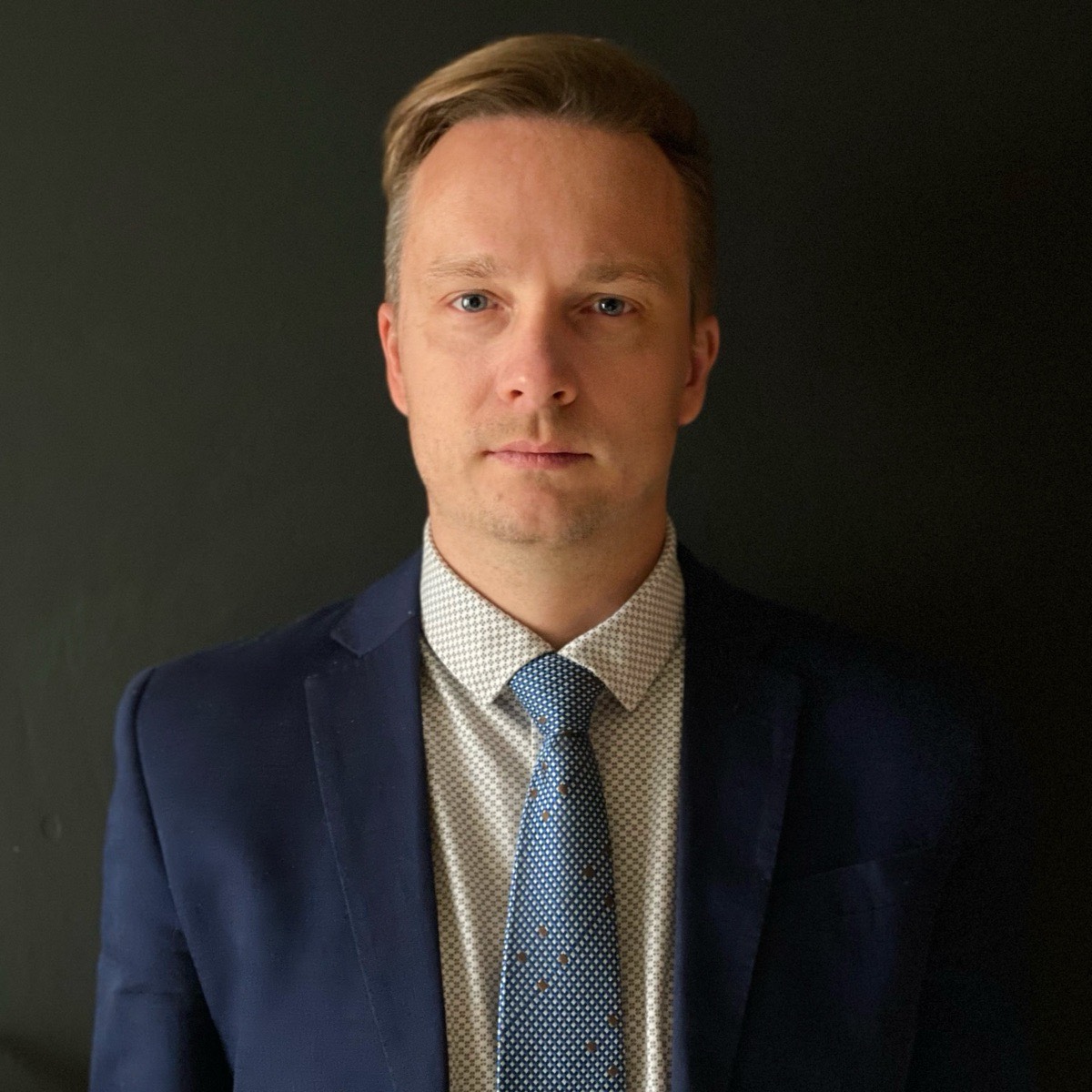 Руслан Альховой | Сетка — социальная сеть от hh.ru