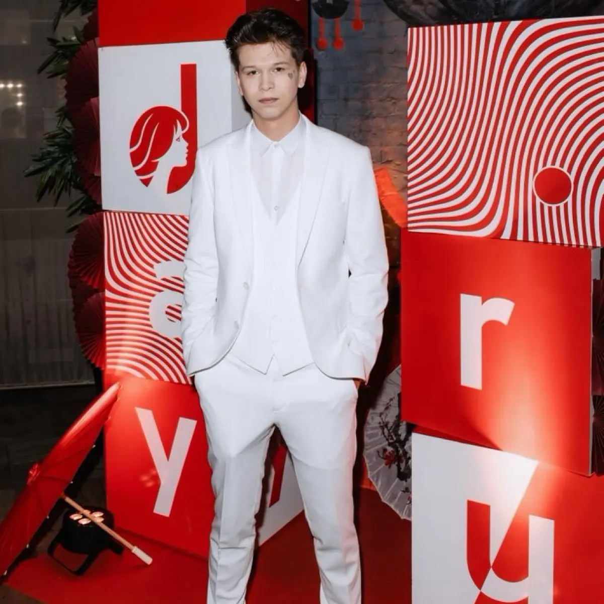 Артем Афанасьев | Сетка — социальная сеть от hh.ru