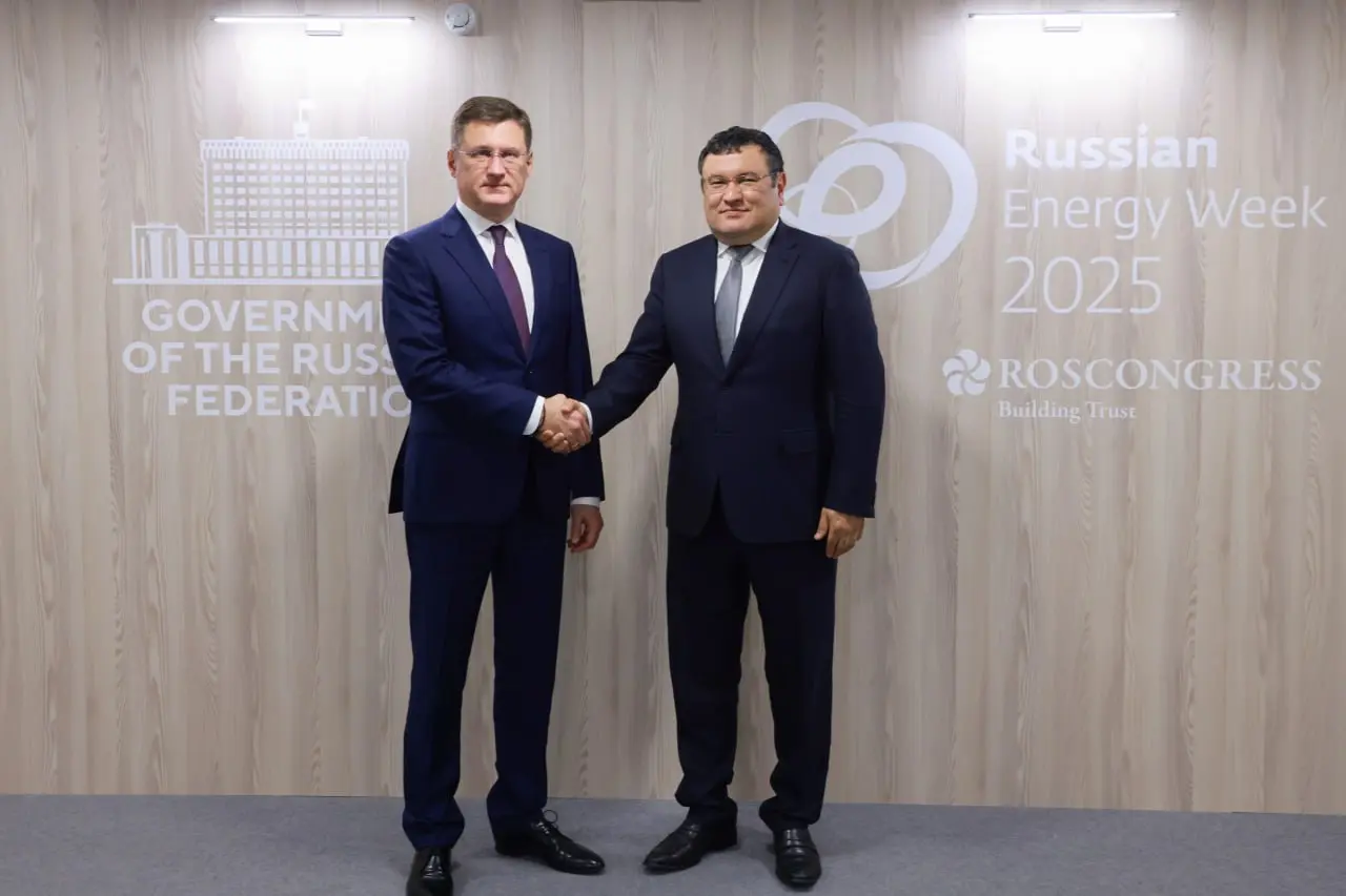 Александр Новак на полях РЭН-2025 провел рабочие встречи с партнерами из Узбекистана и Таджикистана
🇺🇿С министром энергетики Узбекистана Журабеком Мирзамахмудовым обсуждалось развитие сотрудничества в... | Сетка — социальная сеть от hh.ru