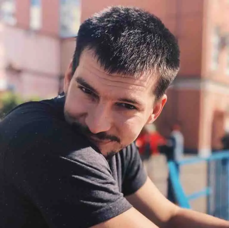 Иван Сивец