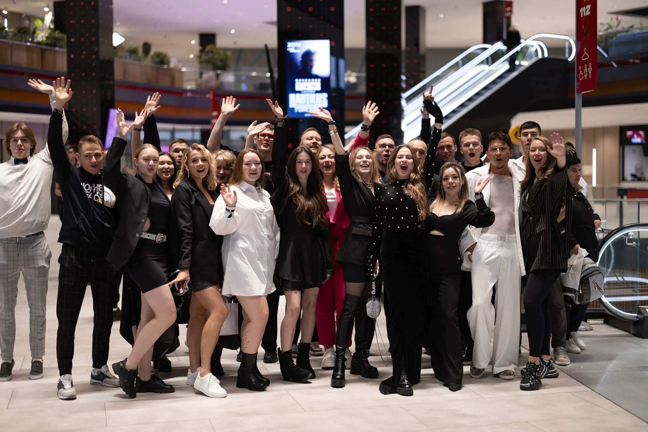 EWA VIBE 🥰 | Сетка — социальная сеть от hh.ru