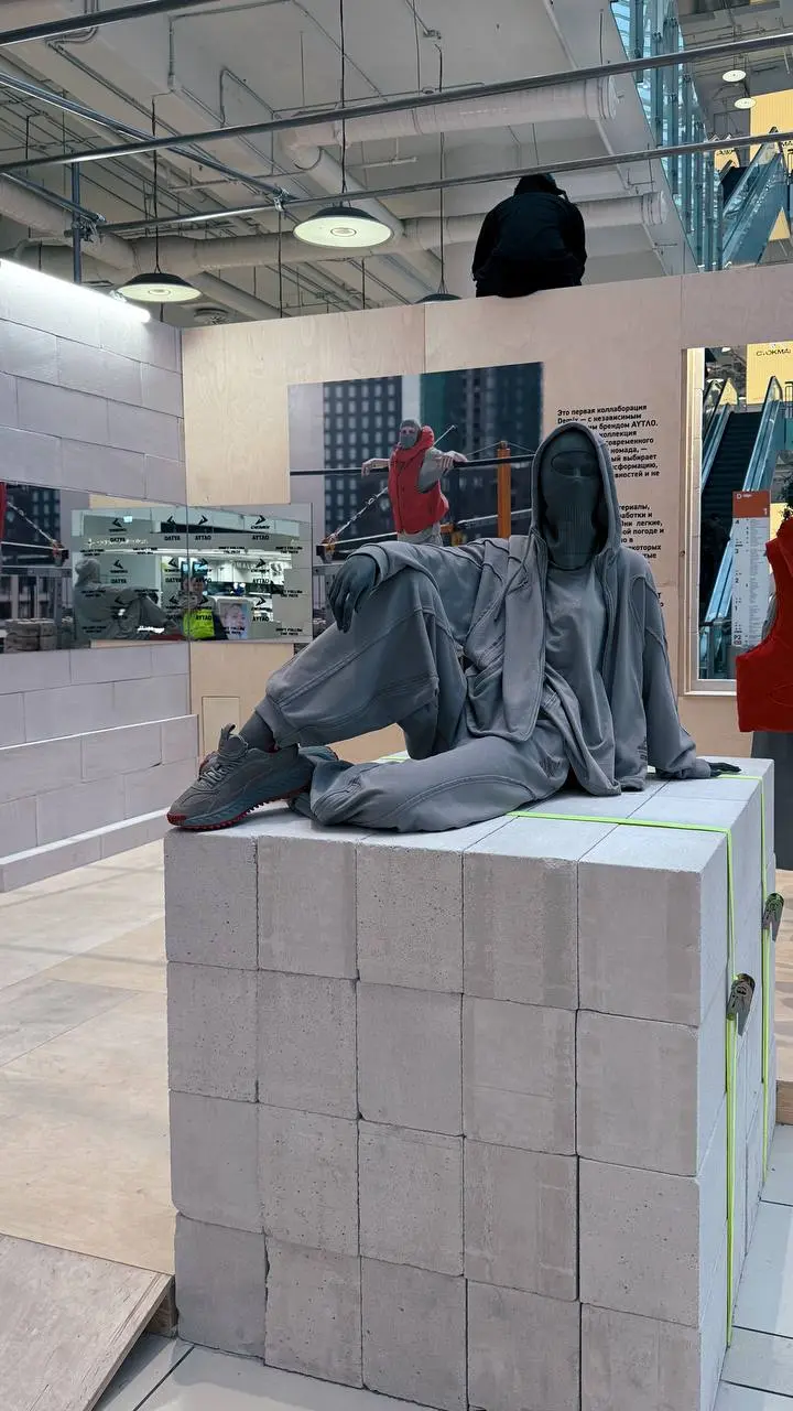 DEMIX x AYTLO
Очень стильный имиджевый pop up в Авиапарке в поддержку коллаборации | Сетка — социальная сеть от hh.ru
