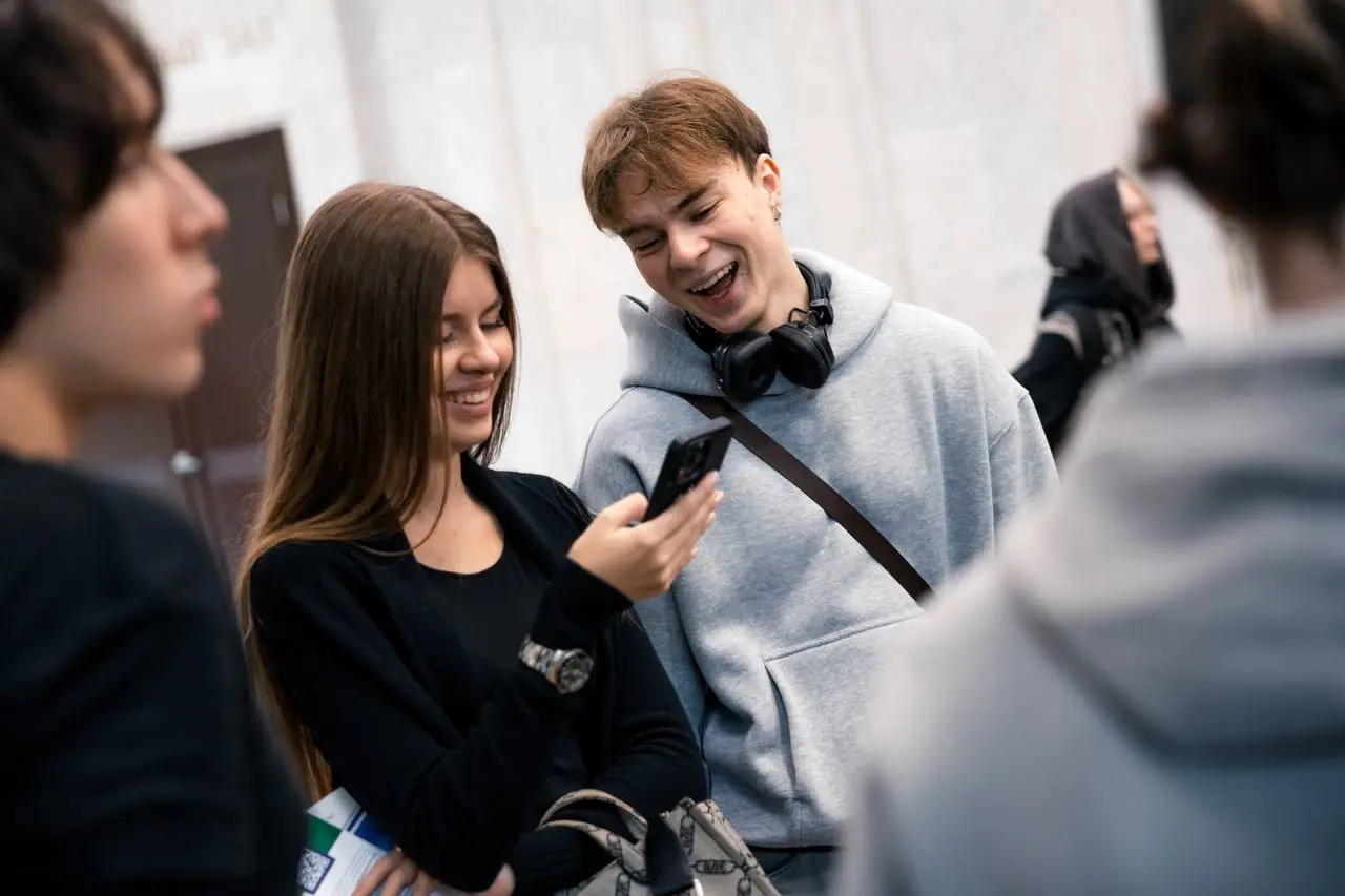 🔥 15 октября. Карьерный форум «Будь лучшим | Сетка — социальная сеть от hh.ru