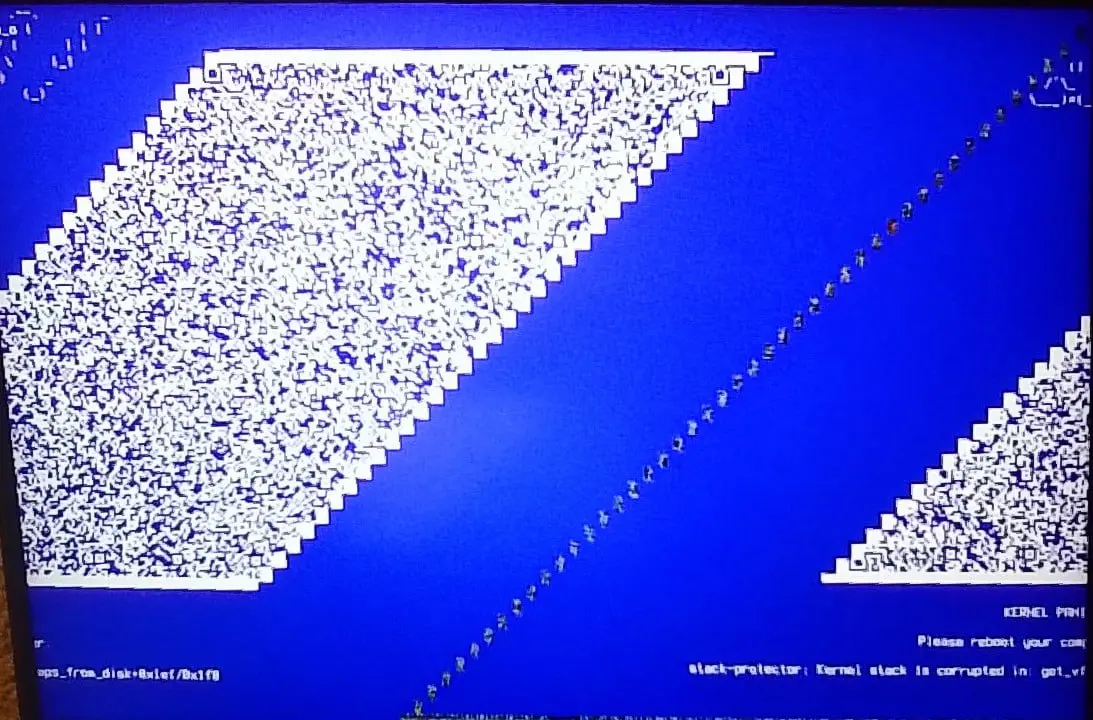 Оказывается, kernel panic может быть диагональной
[🥸
В этом посте были ссылки, но мы их удалили по правилам Сетки](
Linux / Линукс</b></a> <tg-emoji emoji-id=) | Сетка — социальная сеть от hh.ru