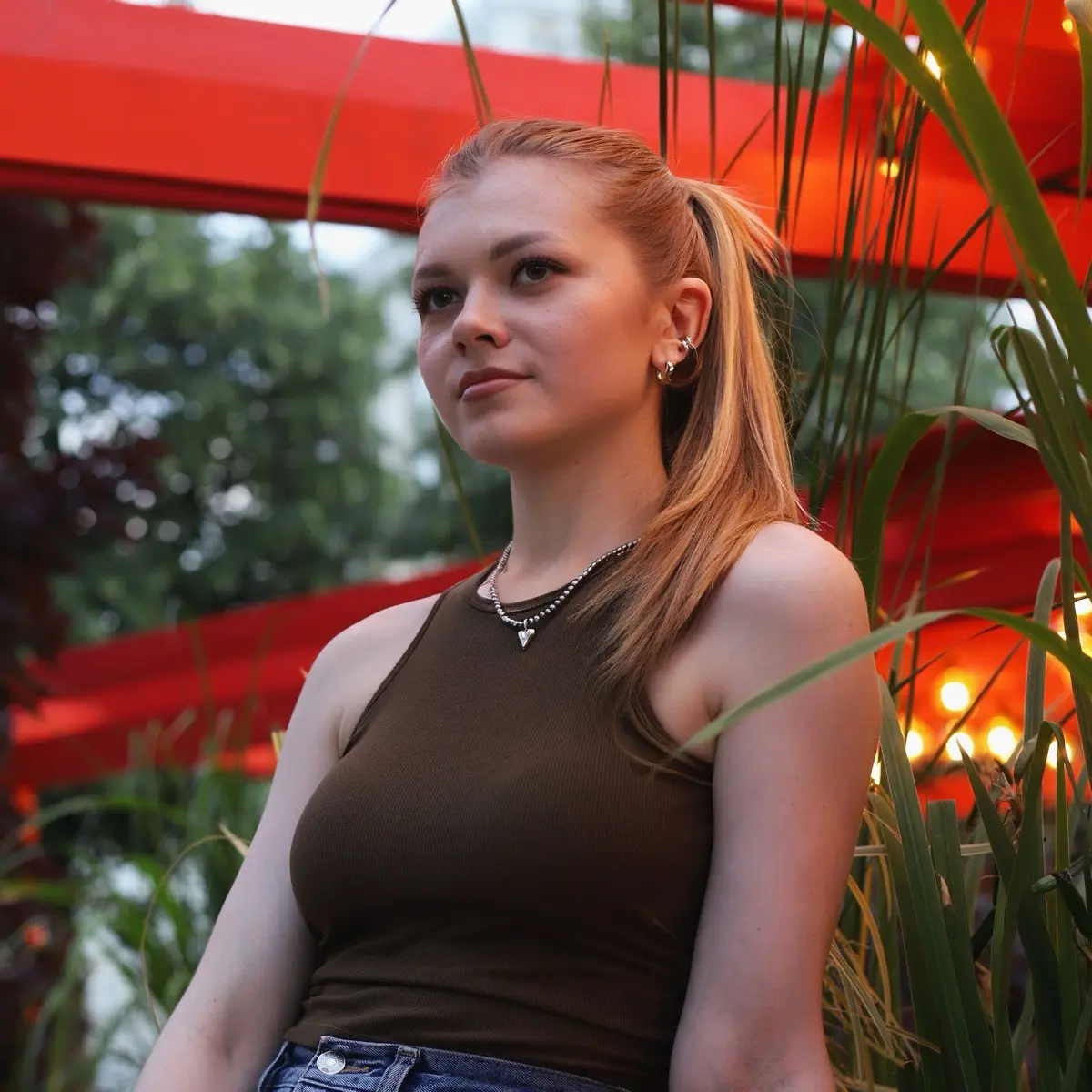 Яна Веденеева | Сетка — социальная сеть от hh.ru