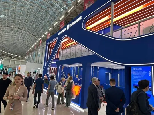 Друзья, на прошлой неделе Globus IT был на одном из главных финтех-форумов FINOPOLIS 2024 🔥  
От лица Дениса Ягубцова, нашего директора цифровых финансовых технологий, рассказываем, какие темы обсужда... | Сетка — социальная сеть от hh.ru