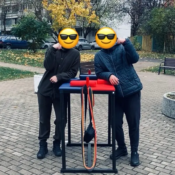 Это мы днем немного рубанулись сегодня, сейчас уже дома откисаем. | Сетка — социальная сеть от hh.ru