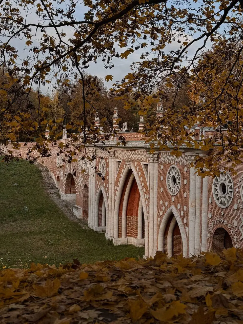 📸Осенние фотокарточки из Музея-заповедника Царицыно
📲Подпишитесь на Вдвижении
#бесплатно
В этом посте были ссылки, но мы их удалили по правилам Сетки | Сетка — социальная сеть от hh.ru