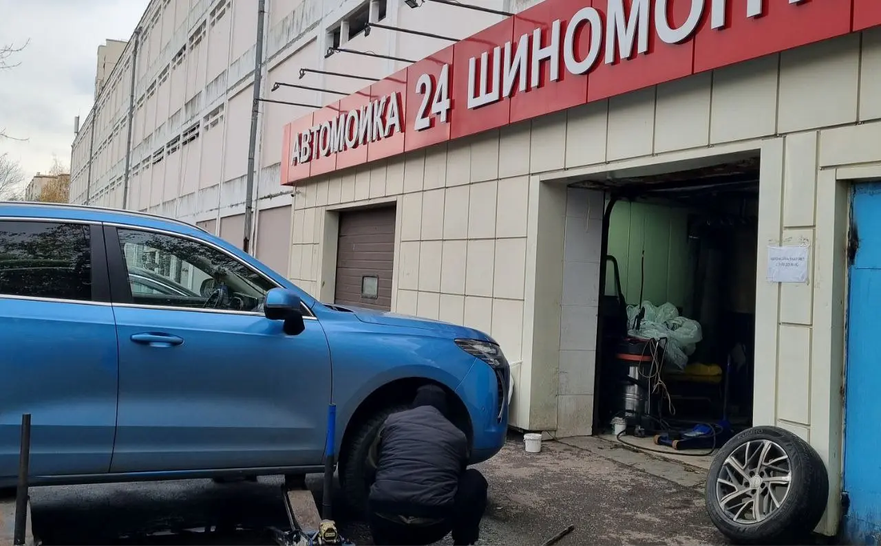 🔥 Осеннее бухгалтерское напряжение: не только отчетность, но и мысли о будущем 🔥
Середина осени — это всегда горячая пора | Сетка — социальная сеть от hh.ru