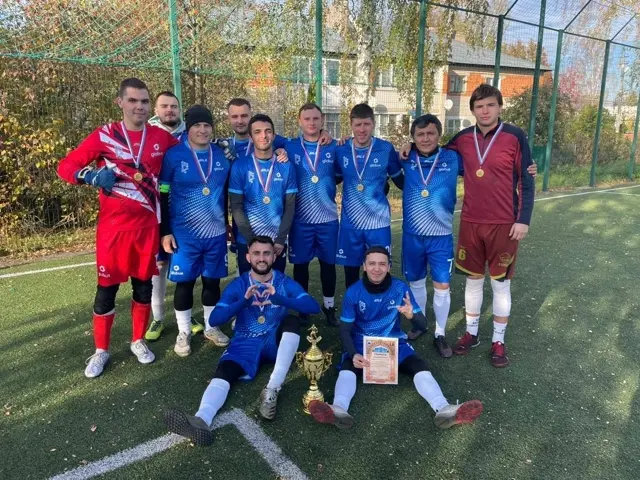 Начнем понедельник с приятных новостей: МФК Globus заняла 1 место в открытом турнире по мини-футболу на Кубок Покрова 🥇
Соревнования прошли на площадке спортивного комплекса Вадского района Нижегородс... | Сетка — социальная сеть от hh.ru