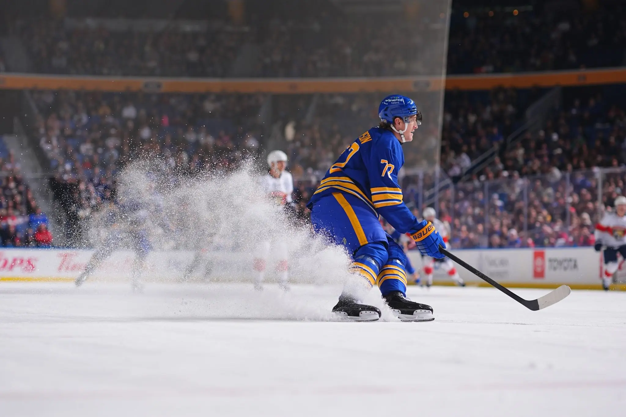 Вторая подряд победа 🐃
Ждём в плей-офф? 😄
⬇️
Чат
#нхл #nhl
В этом посте были ссылки, но мы их удалили по правилам Сетки | Сетка — социальная сеть от hh.ru